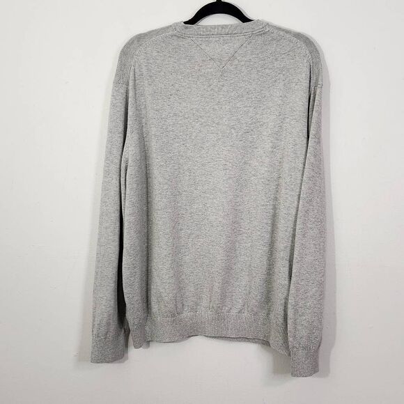 Tommy Hilfiger Gray Sweater Size XL Men's Gray Pullover Sweater - Picture 4 of 6